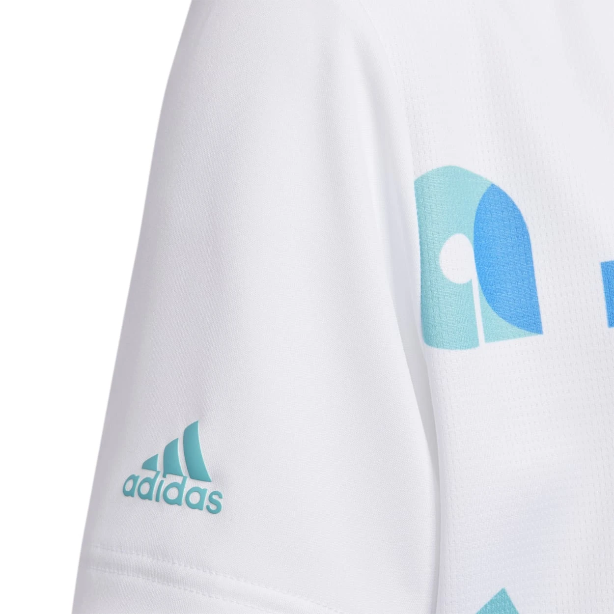 Adidas Junior Graphic Print Golf Polo Shirt HC0250 5 Adidas Junior Graphic Print Golf Polo Shirt HC0250 - Image 3